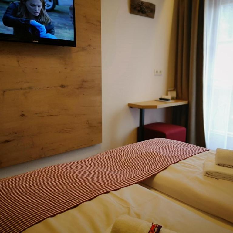 Hotel Aschauer Hof z'Fritzn - Standard Doppelzimmer mit Balkon - 2