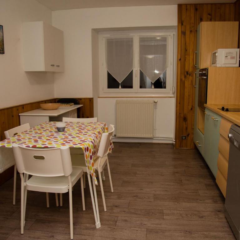 Gites L'épilobe - Appartement avec Vue sur la Montagne - 2