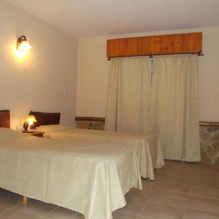 Petit Hotel - Double Room with Extra Bed - 1