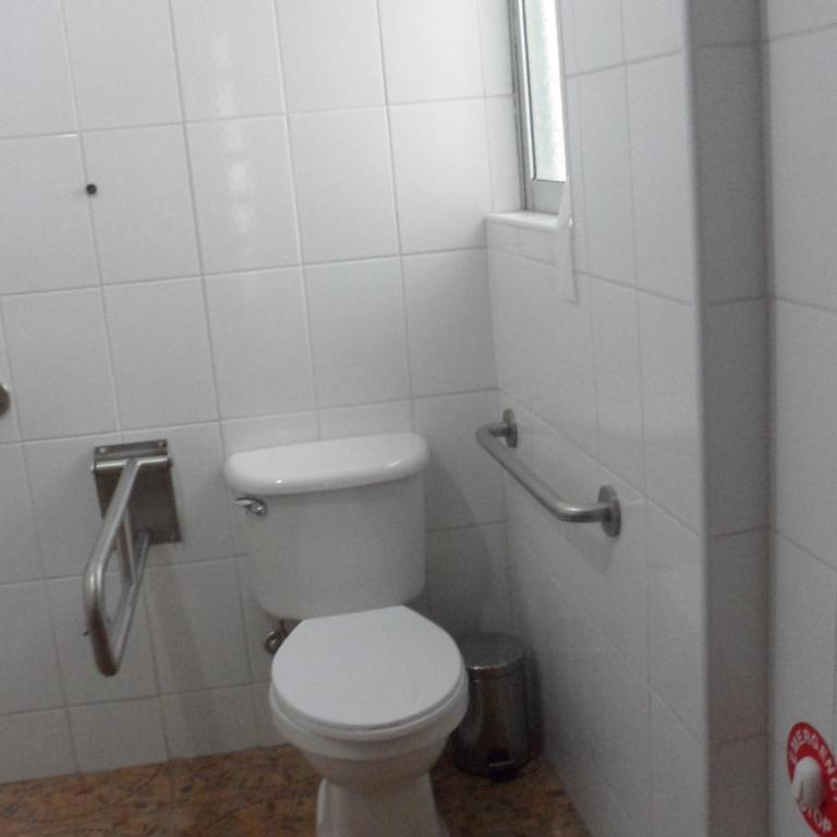 Casa Avenida Alemania - Single Room with Private External Bathroom - 4