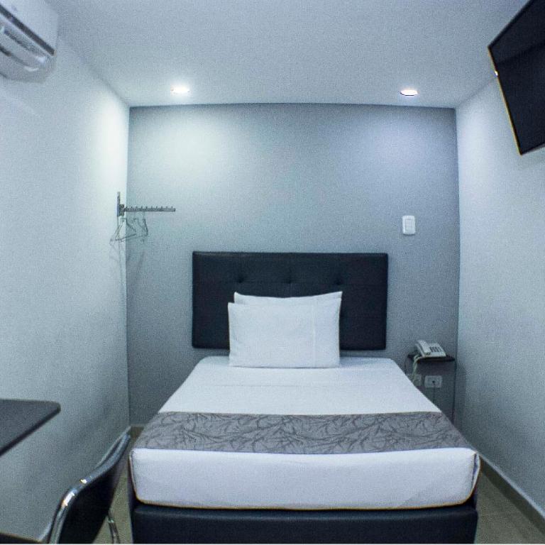 Element Hotel - Economy Single Room - 2