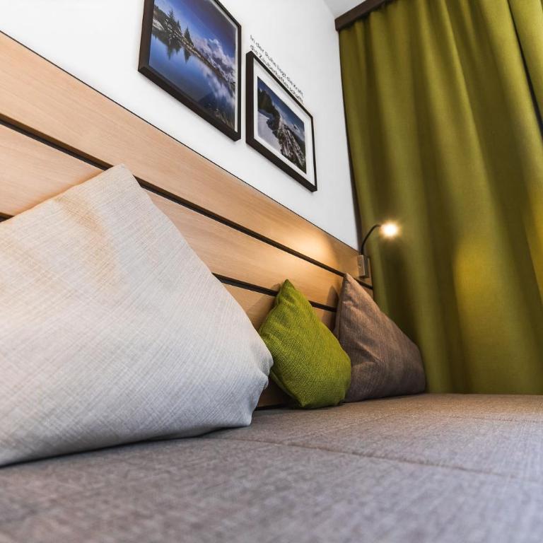 JUFA Hotel Schladming - Superior Dreibettzimmer - 2