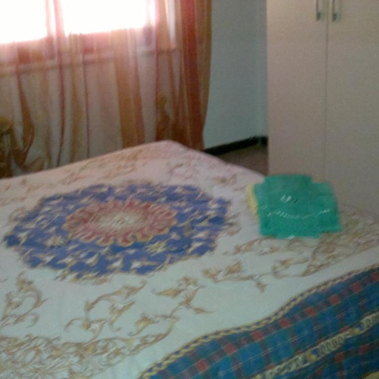 B&B In Centro - Camera Tripla con Bagno in Comune - 6