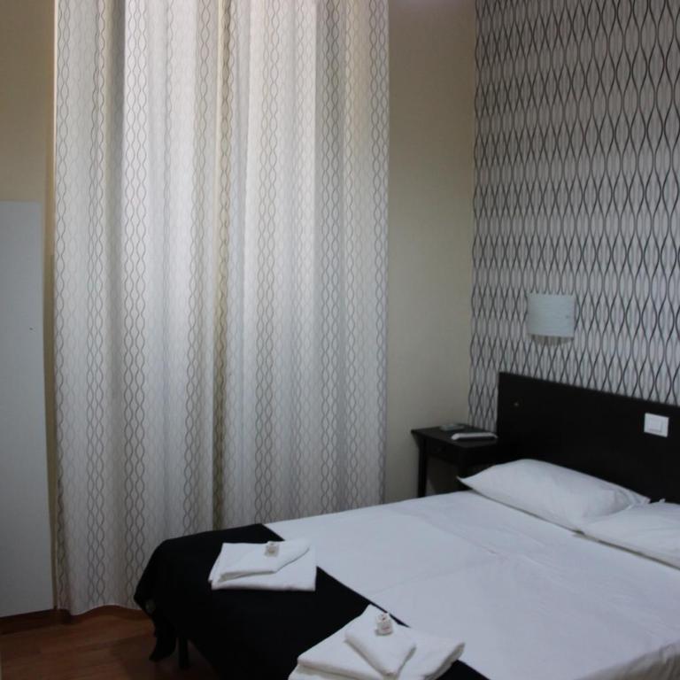 The Place In Rome Guest House - Camera Matrimoniale Economy - 26