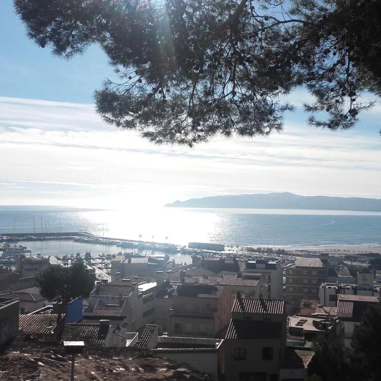 Apartamento Islas Medas WIFI y PARKING GRATIS - Apartment with Sea View - 6