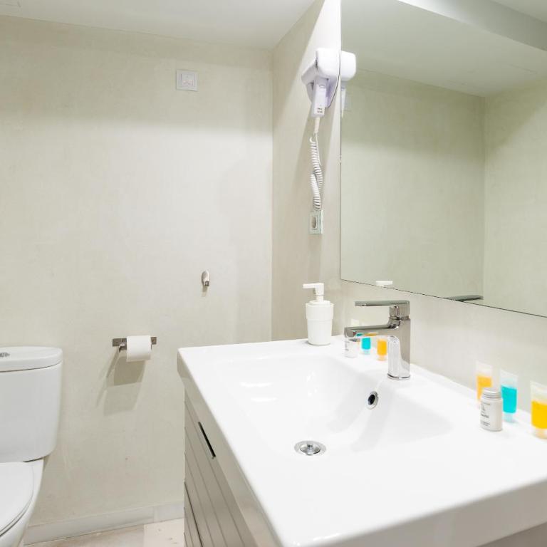 Malaga City Breaks - Estudio - 2 niveles - 29