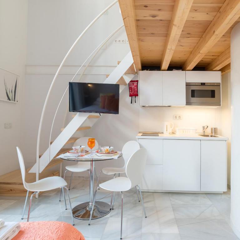 Malaga City Breaks - Estudio - 2 niveles - 46