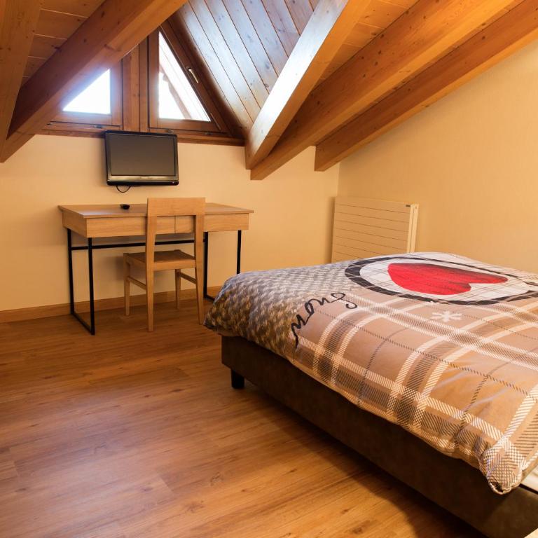 Steinbock B&B - Apartaments - Apartment with Balcony - 4