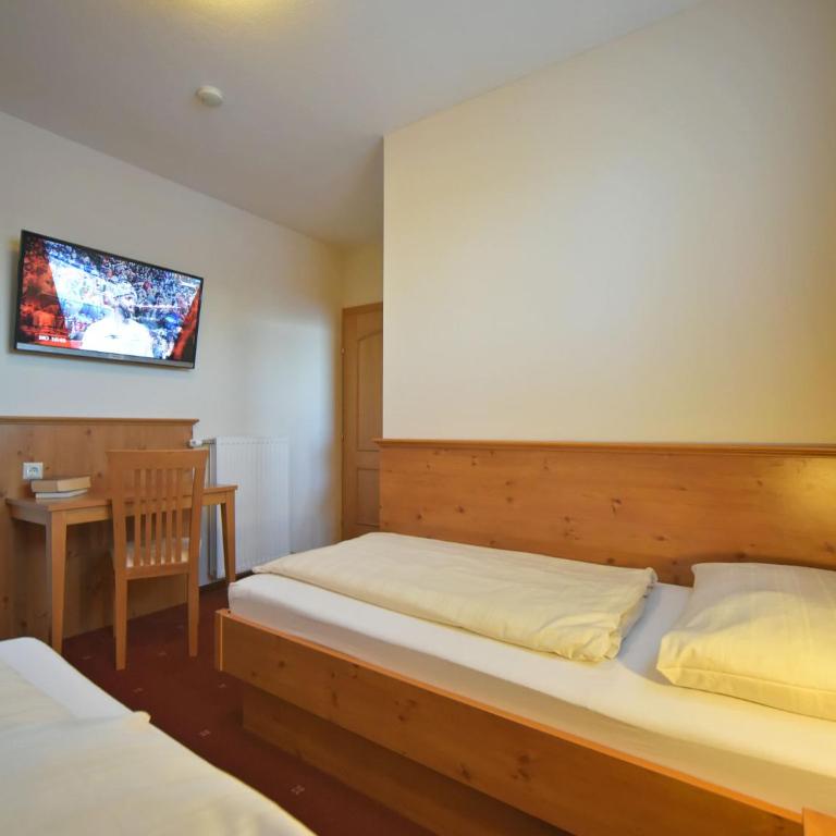 Pension Piovesan - Zweibettzimmer ohne Balkon - 3