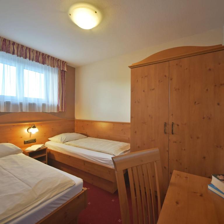 Pension Piovesan - Zweibettzimmer ohne Balkon - 1
