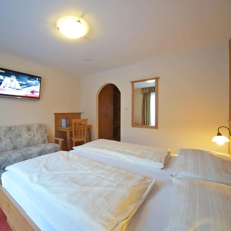 Pension Piovesan - Doppelzimmer mit Balkon - 5