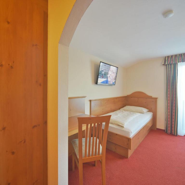Pension Piovesan - Dreibettzimmer mit Balkon - 3
