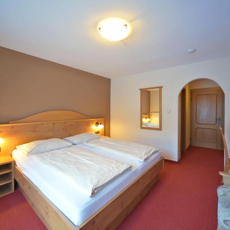 Pension Piovesan - Doppelzimmer mit Balkon - 2