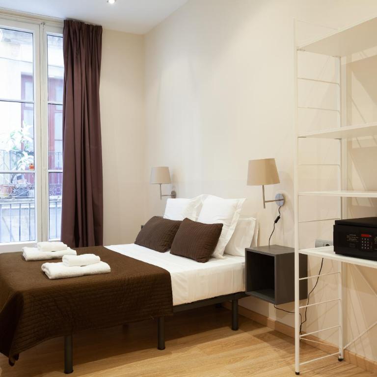 Easysleep Borne - Four-Bedroom Apartment - 5