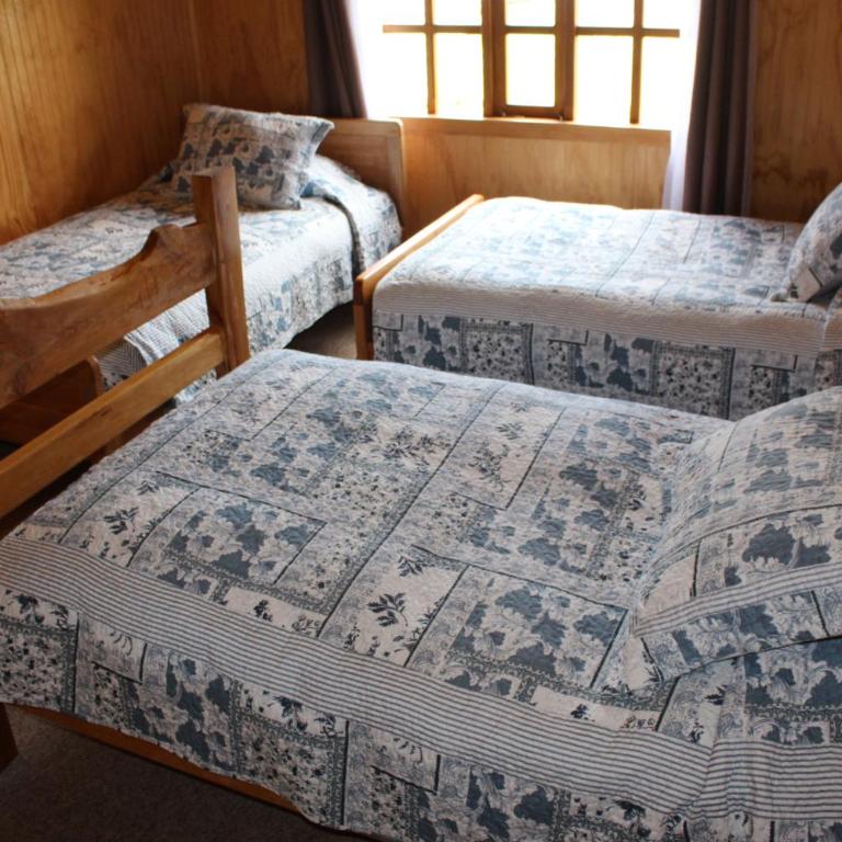 Los Mañíos Del Queulat Puyuhuapi - Habitación Triple con baño privado externo - 5