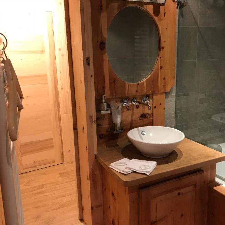 Gîte Bella Vita - Studio avec Baignoire Spa - 14