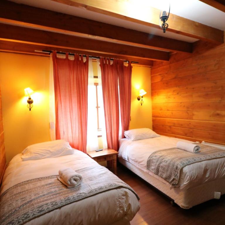 Hostal Santa Maria Huife - Double or Twin Room with Bathroom - 2