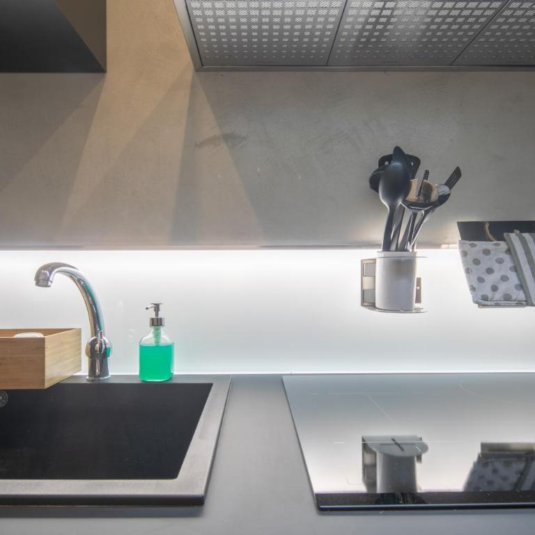 Servi Suite - Appartamento con 2 Camere da Letto - 17