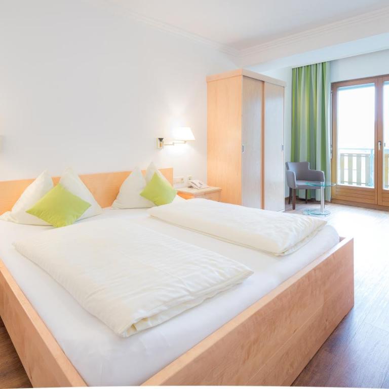 Golf-Tennis-Wellnesshotel Mori - Comfort Doppelzimmer mit Balkon - 3