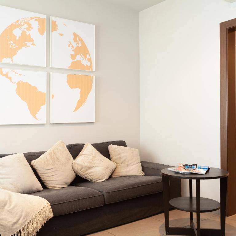 EasySleep Eixample - Apartamento Estándar de 4 dormitorios - 9