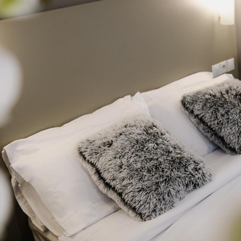 Hôtel des Arcades - Chambre Double Deluxe - 18