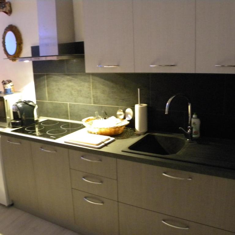 Bologna House Pratello 5 - Appartamento con 1 Camera da Letto - 23