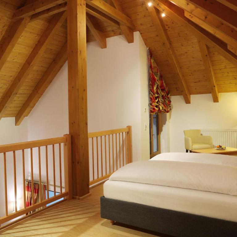 JUFA Alpenhotel Saalbach - Suite mit 2 Schlafzimmern - 2