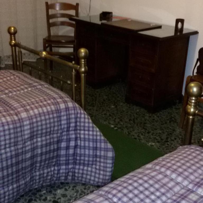 B&B Metropolitan Taranto - Economy Triple Room - 4