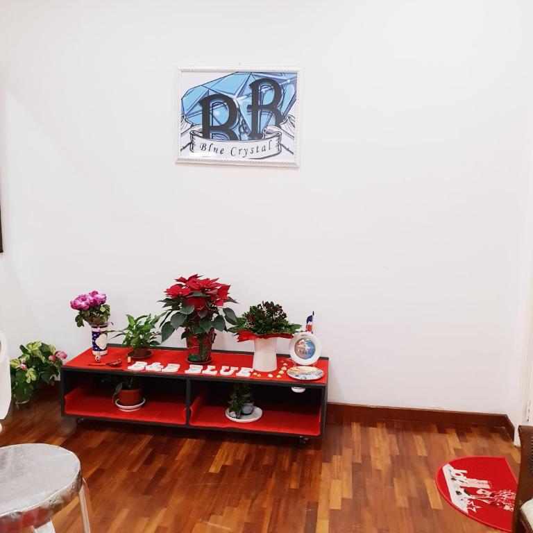 Blue Crystal NAPOLI ROOMS - Camera Tripla con Balcone e Bagno in Comune - 62