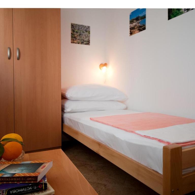 Villa Tenžera - Two-Bedroom Apartment with Balcony - 8