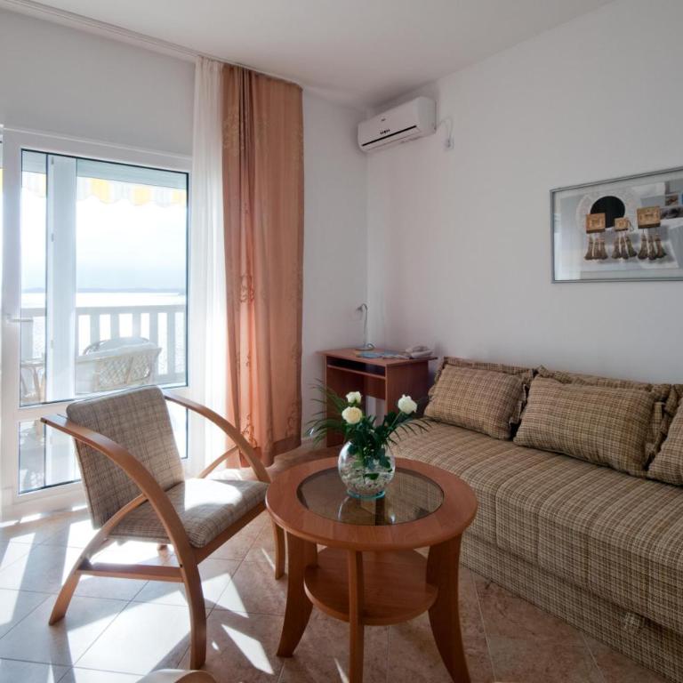 Villa Tenžera - Two-Bedroom Apartment with Balcony - 9