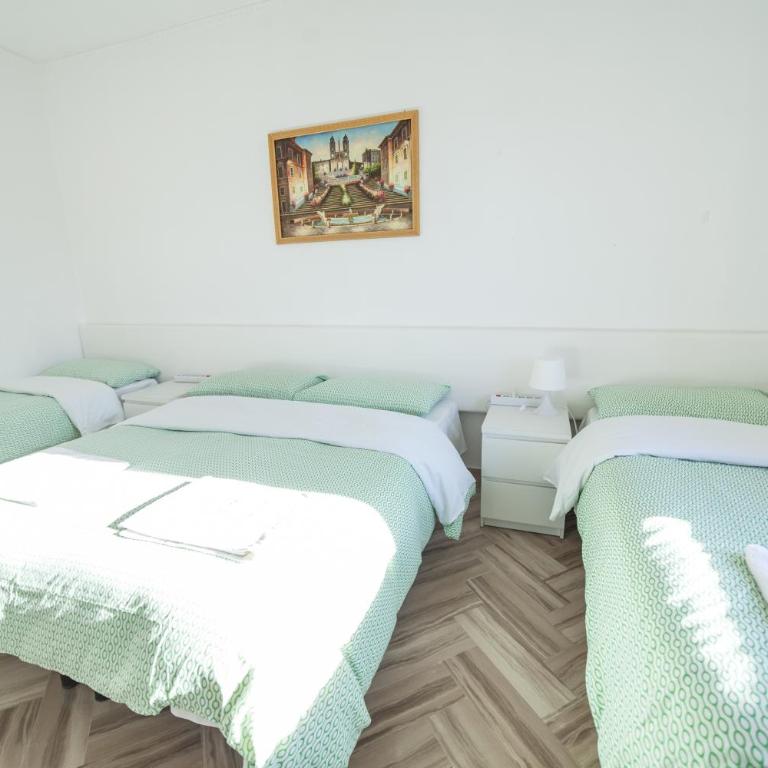 Meile House - Camera Quadrupla con Bagno Privato - 2