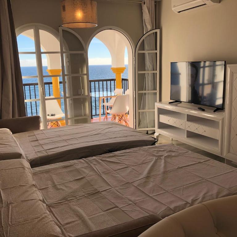 BALCON DEL MAR 2-3 A, APARTAMENT ON THE BEACH FRONT - Apartamento - 10