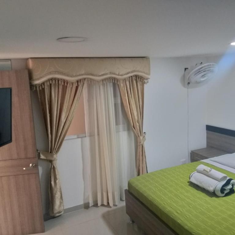 Hotel Ibague Plaza - Habitación Individual Clásica - 3