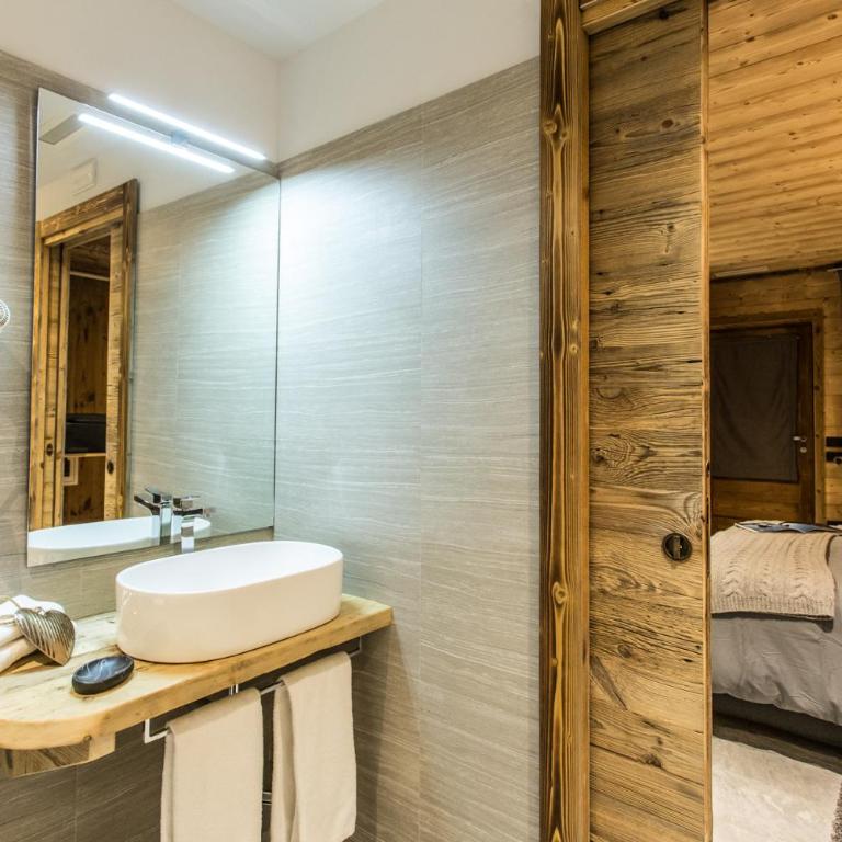 Alpine Rooms Guesthouse - Camera Matrimoniale con Bagno Privato - 7