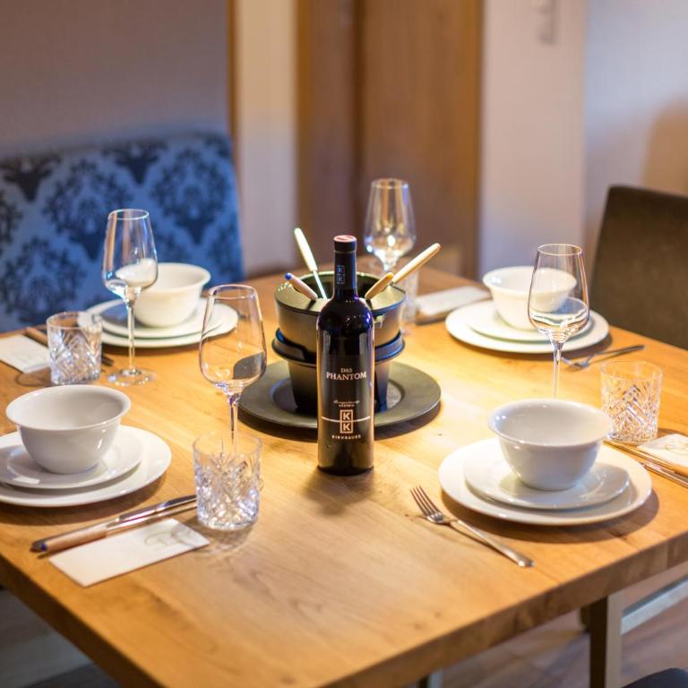 Das Grünholz Aparthotel - Großes Apartment mit 2 Schlafzimmern mit Balkon - 5