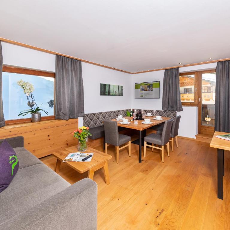 Das Grünholz Aparthotel - Apartment mit 2 Schlafzimmern und Balkon (5 Erwachsene) - 9