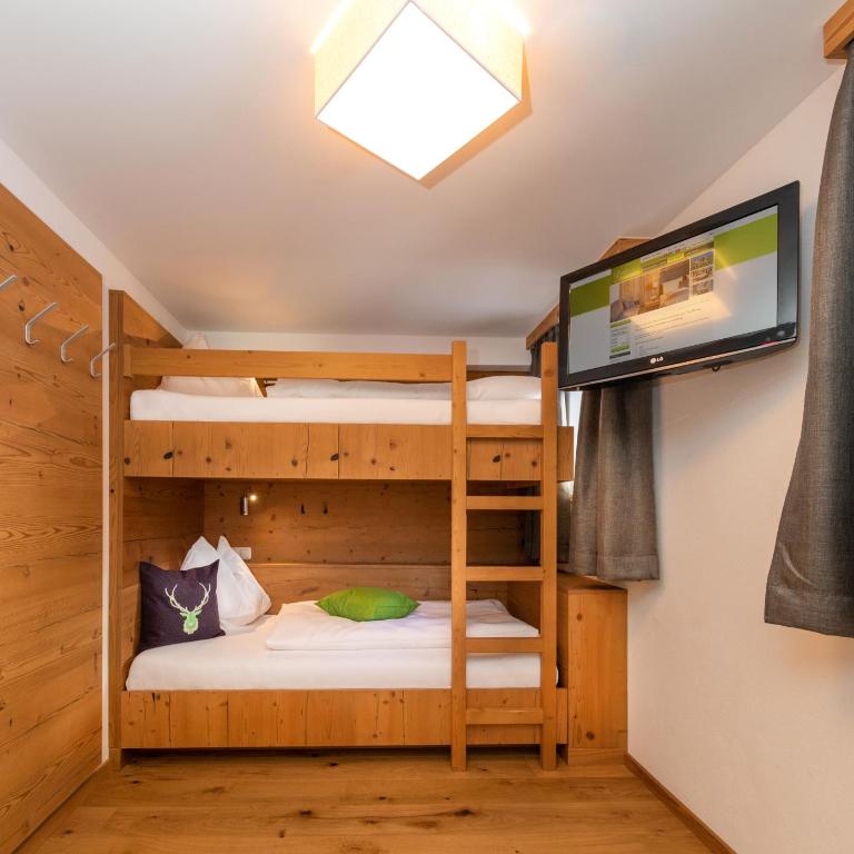 Das Grünholz Aparthotel - Apartment mit 2 Schlafzimmern und Balkon (5 Erwachsene) - 5