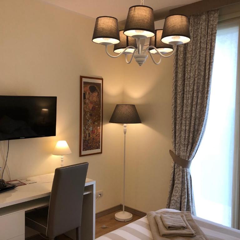 Relais Dei Mandorli - Camera Matrimoniale con Bagno Privato - 7
