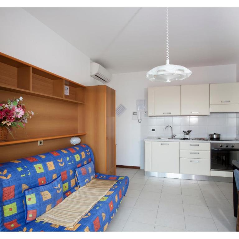 Casavacanze Internazionale - Appartamento con 1 Camera da Letto e Vista Mare - 4