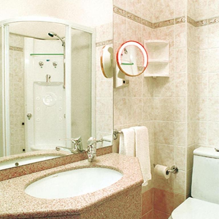 Hotel Napoleon - Suite (3 Adulti) con Vista Mare Parziale e Balcone - 3