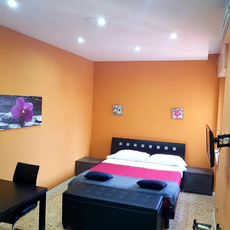 B&B Centralstationhouse - Double Room with Private External Bathroom - 3
