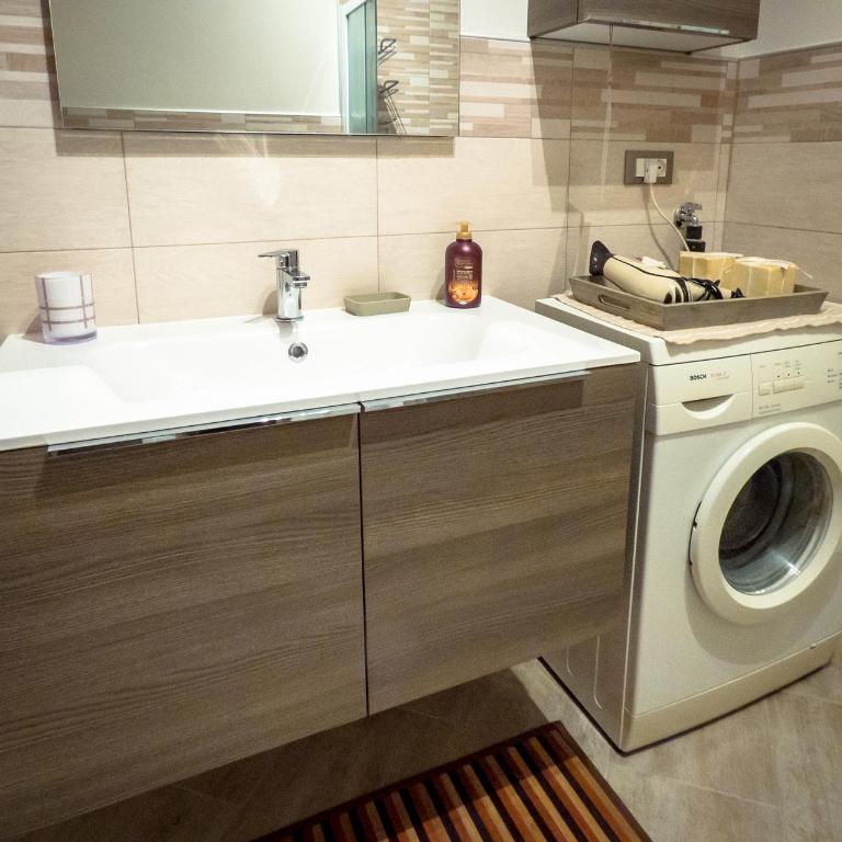 La Casa Sotto I Tigli - Appartamento con 2 Camere da Letto - 20