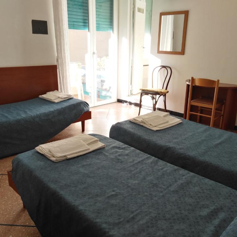 Hotel Suisse - Camera Tripla - 1