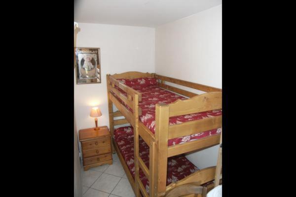 appartement gentiane 4personnes dans gite "la maison d'augustin" classé 3 étoiles,la tour,73530 st jean d'arves - Appartement avec Vue sur la Montagne - 7
