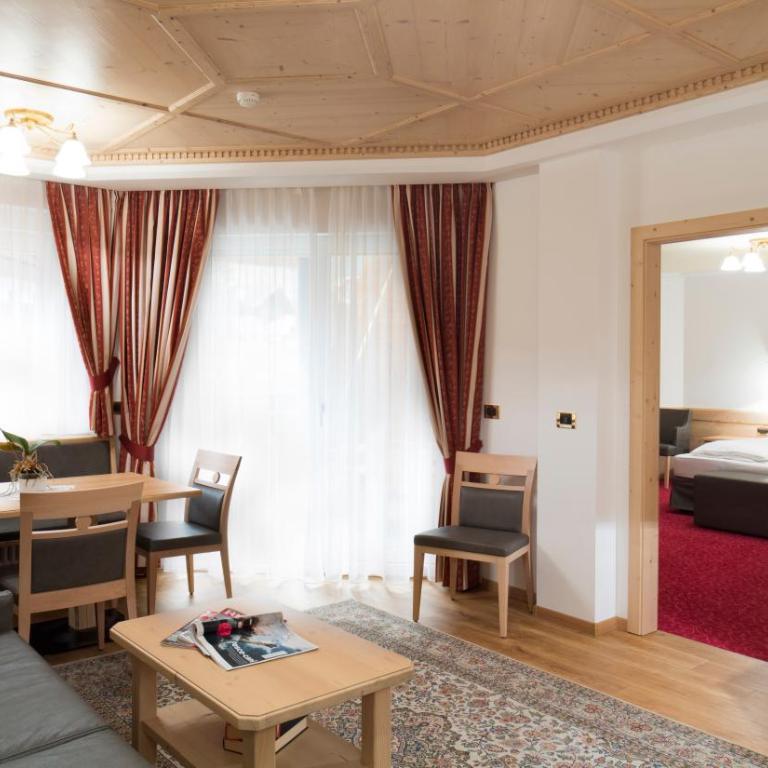 Residence Isabell - Appartamento Superior con 2 Camere da Letto e Balcone - 11