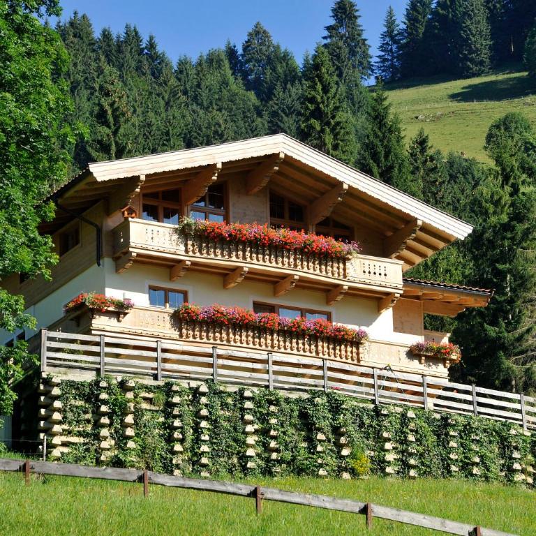 Ferienwohnung Schmid - Apartment mit 2 Schlafzimmern und Gartenblick - 3
