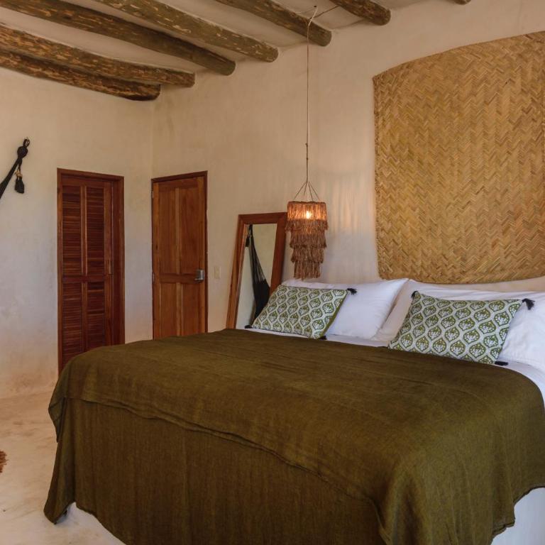 CASA CAT BA Beachfront Boutique Hotel - Habitación Doble con vistas al mar - 4