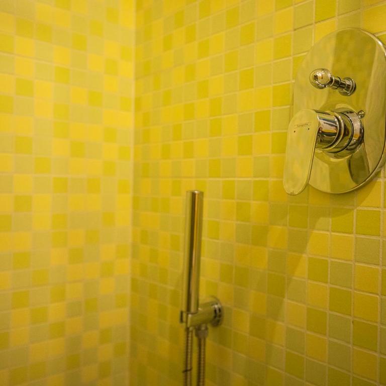 B&B al Centro Storico - Camera Tripla con Bagno Privato - 2