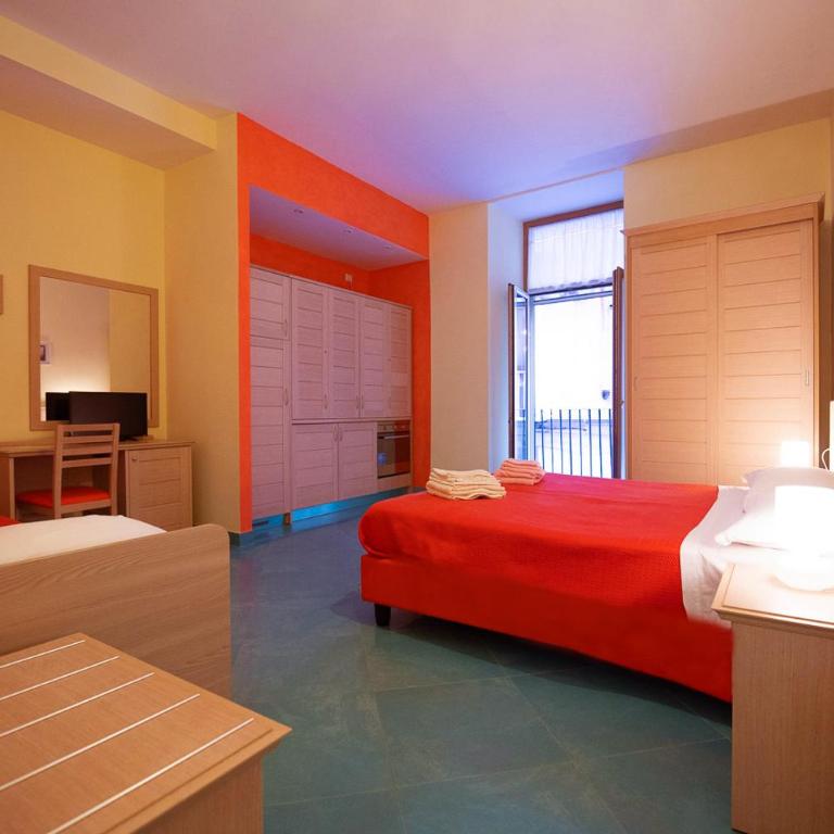 B&B al Centro Storico - Camera Quadrupla con Bagno Privato - 1